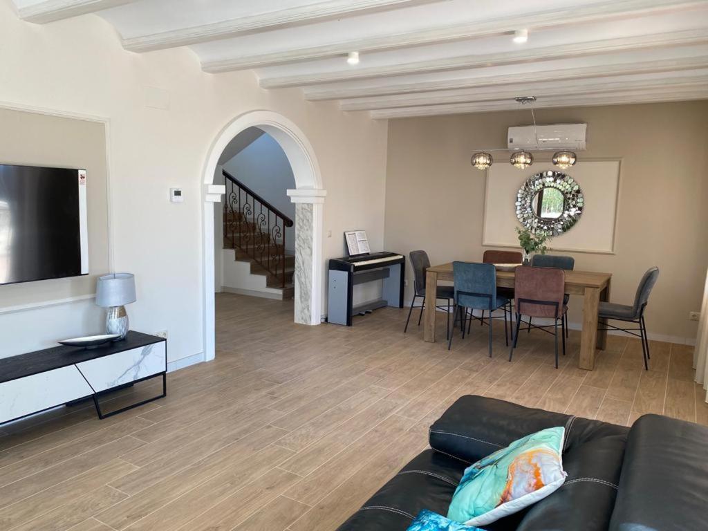 The Best Holiday Villa Calp Extérieur photo